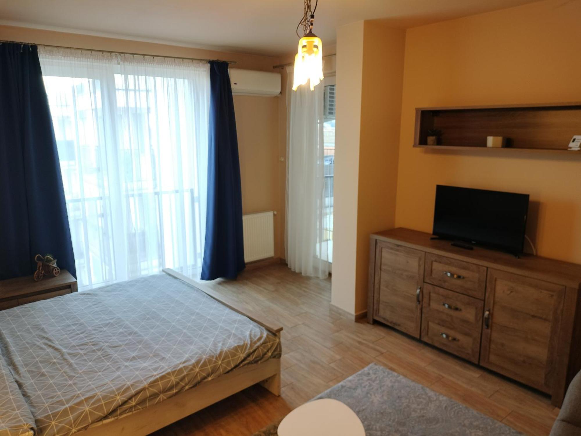 Central Apartment In Mihai Viteazu Square クルージュ＝ナポカ エクステリア 写真